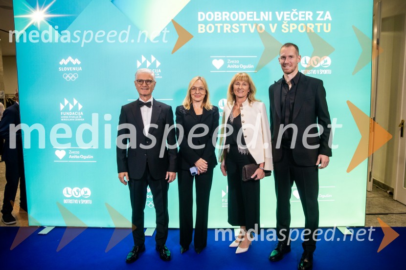 Dobrodelni večer OKS-ja z odbojkarjem Tinetom Urnautom