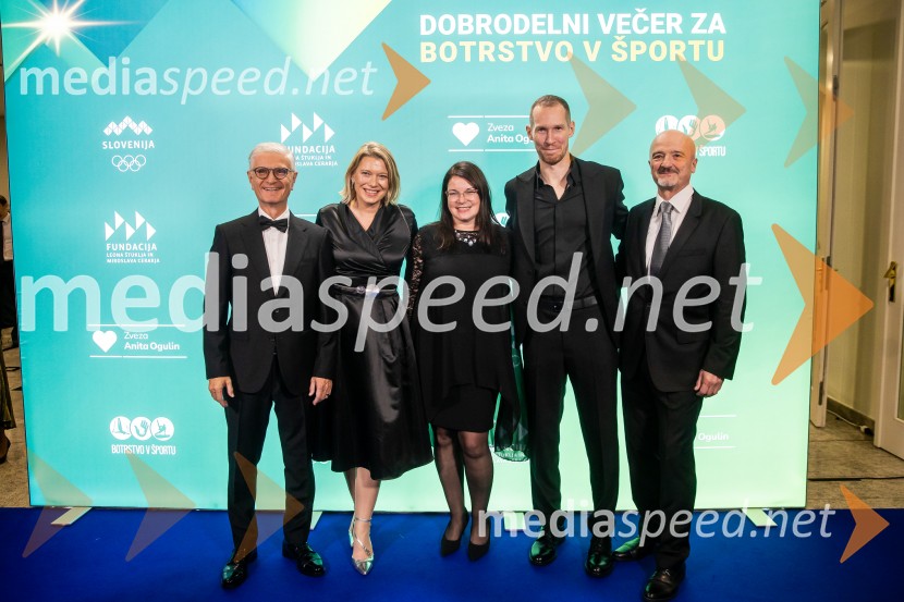 Dobrodelni večer OKS-ja z odbojkarjem Tinetom Urnautom