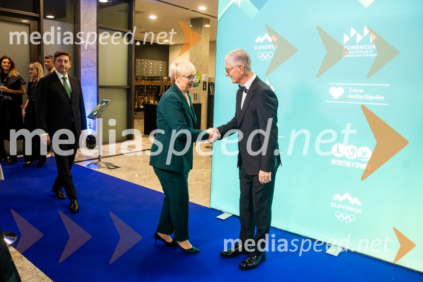 Dobrodelni večer OKS-ja z odbojkarjem Tinetom Urnautom
