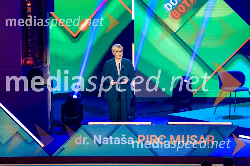 Dobrodelni večer OKS-ja z odbojkarjem Tinetom Urnautom