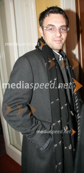 Sandi Cenov, hrvaški pevecDora 2006, hrvaški izbor za pesem evrovizije