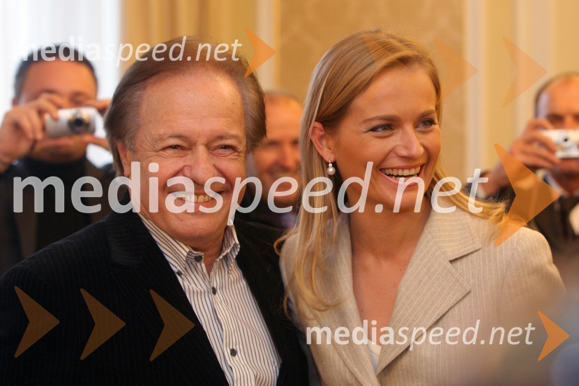 Alfi Nipič, pevec in Katarina Kresal, ministrica za notranje zadeveSlavko Avsenik, 80 let, sprejem pri Borutu Pahorju