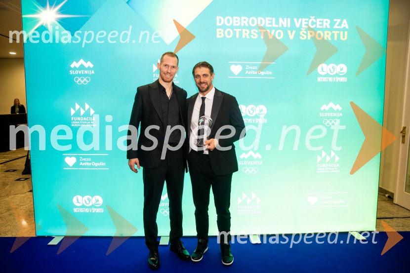 Dobrodelni večer OKS-ja z odbojkarjem Tinetom Urnautom
