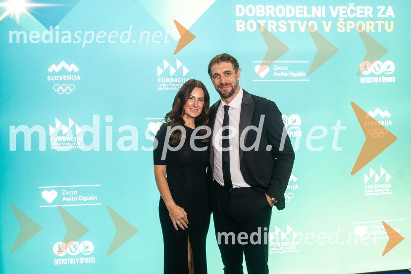 Dobrodelni večer OKS-ja z odbojkarjem Tinetom Urnautom