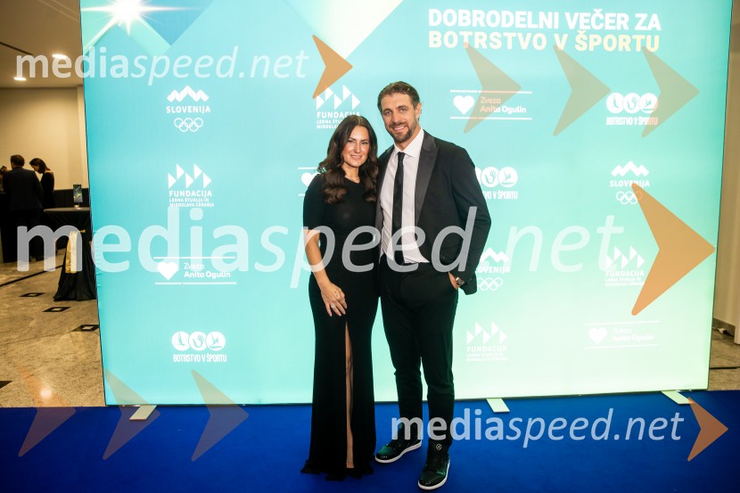 Dobrodelni večer OKS-ja z odbojkarjem Tinetom Urnautom
