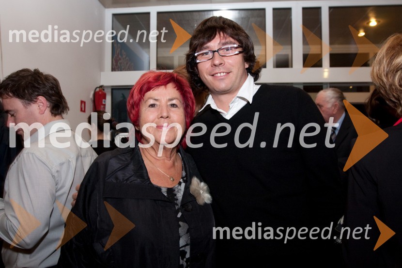 	Iča Putrih, humoristka in Aleš MarinčekMesar za vse večne čase, premiera