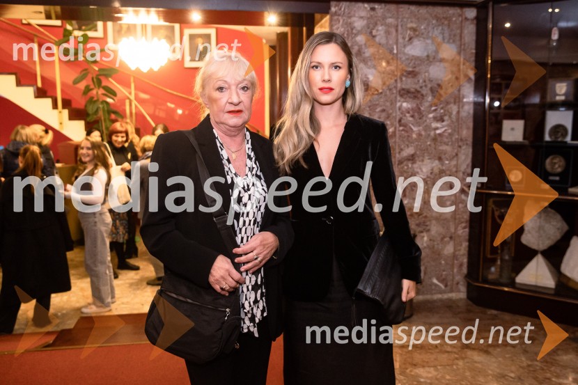  ... ;  Paola Čermelj, italijanistka in umetnostna zgodovinarkaKako se naučiti dvojine, premiera, Prešernovo gledališče Kranj