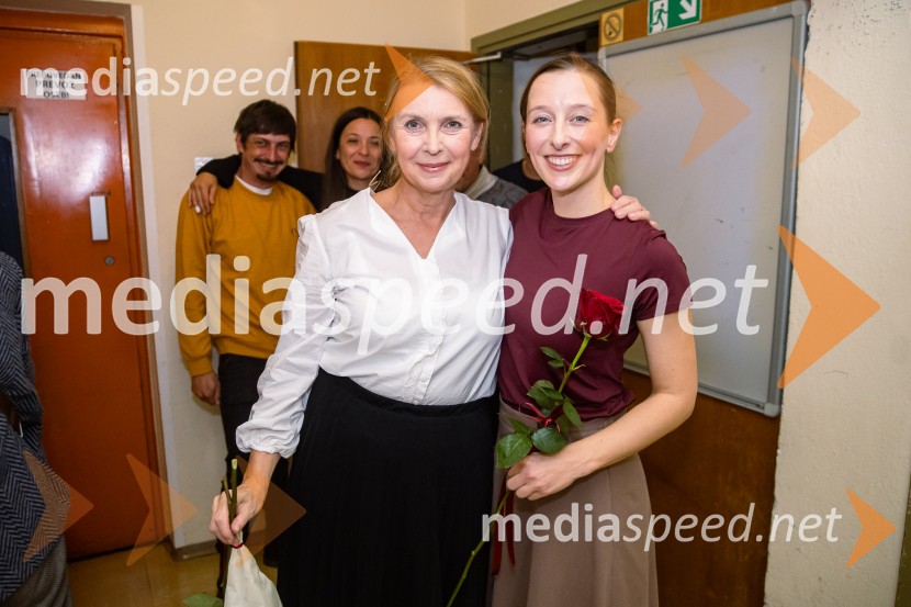  Lali Sladjana Ilic, MSc MFA, Rotary Club Ljubljana International, nekdanja predsednica društva SILA IWCL - International Women's Club Ljubljana;  Sara Gorše, igralkaKako se naučiti dvojine, premiera, Prešernovo gledališče Kranj