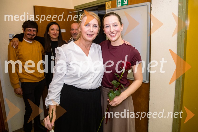  Lali Sladjana Ilic, MSc MFA, Rotary Club Ljubljana International, nekdanja predsednica društva SILA IWCL - International Women's Club Ljubljana;  Sara Gorše, igralkaKako se naučiti dvojine, premiera, Prešernovo gledališče Kranj
