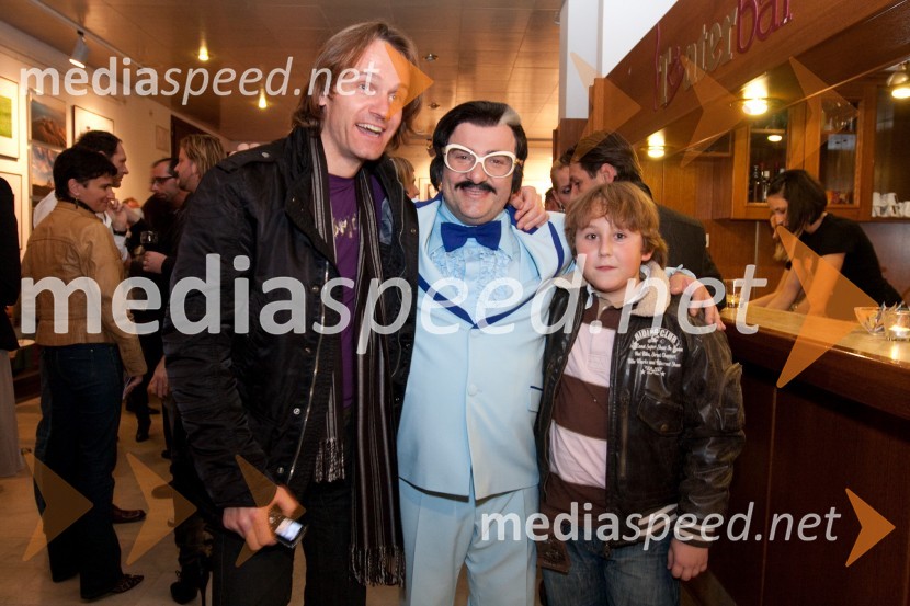 Robert Dragar, član skupine Victory, Bojan Emeršič-Zmago Batina, igralec in sosed KlemenMesar za vse večne čase, premiera