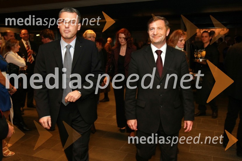 Črtomir Remec, predsednik Inženirske zbornice Slovenije (IZS) in Karl Viktor Erjavec, minister za okolje in prostor RSInženirska zbornica Slovenije, Podelitev nagrad za inovativnost 2009