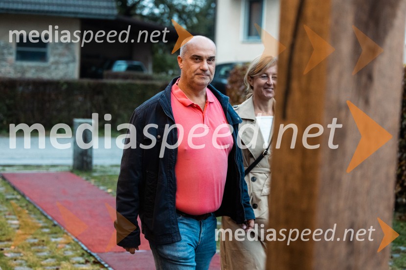 Iskrivo v živo: Marko Radmilovič in Darja Goznik