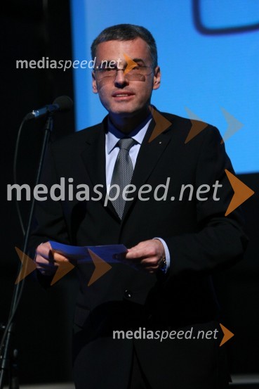 Črtomir Remec, predsednik Inženirske zbornice Slovenije (IZS)Inženirska zbornica Slovenije, Podelitev nagrad za inovativnost 2009