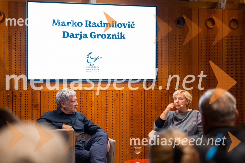  Marko Radmilovič, radijec, kolumnist, režiser;   Darja  Groznik, odgovorna urednica 1. programa Radia Slovenija, predsednica ZPMSIskrivo v živo: Marko Radmilovič in Darja Goznik