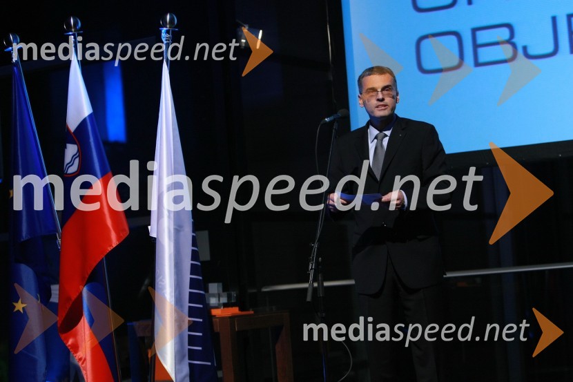 Črtomir Remec, predsednik Inženirske zbornice Slovenije (IZS)Inženirska zbornica Slovenije, Podelitev nagrad za inovativnost 2009