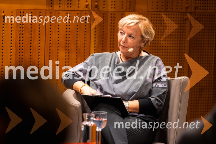   Darja  Groznik, odgovorna urednica 1. programa Radia Slovenija, predsednica ZPMSIskrivo v živo: Marko Radmilovič in Darja Goznik