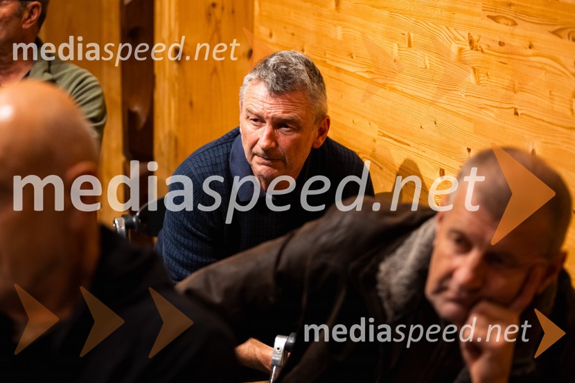 Iskrivo v živo: Marko Radmilovič in Darja Goznik
