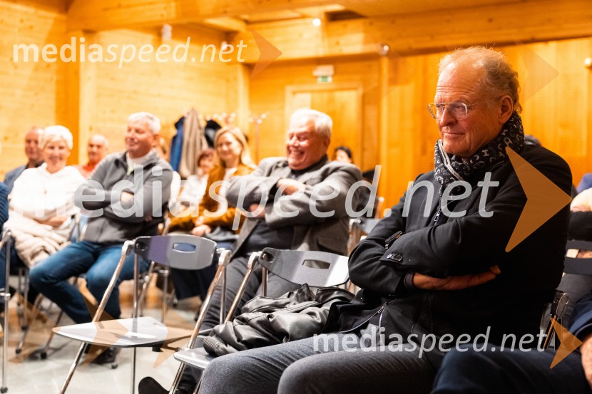  Janez  Škrabec, direktor Riko d.o.o.Iskrivo v živo: Marko Radmilovič in Darja Goznik