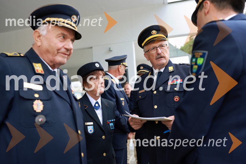 Slovesno odkritje spominsko-informativne table v spomin gasilcem, Pokopališče Dobrava