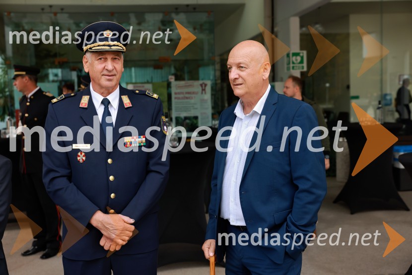 Slovesno odkritje spominsko-informativne table v spomin gasilcem, Pokopališče Dobrava