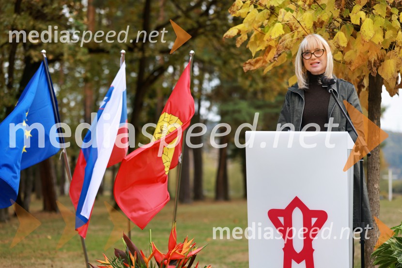 Slovesno odkritje spominsko-informativne table v spomin gasilcem, Pokopališče Dobrava