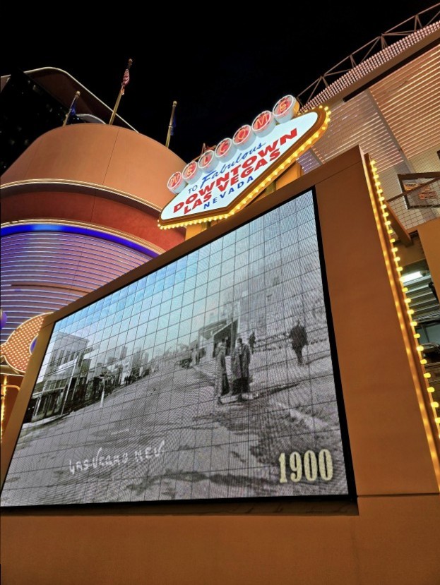 Downtown Las Vegas, ZDAKako so casinoji postali simbol glamurja in prestiža?