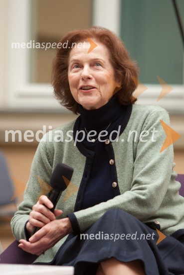 Marjanca Jemec Božič, ilustratorkaOdprtje razstave UNICEF-ovih voščilnic