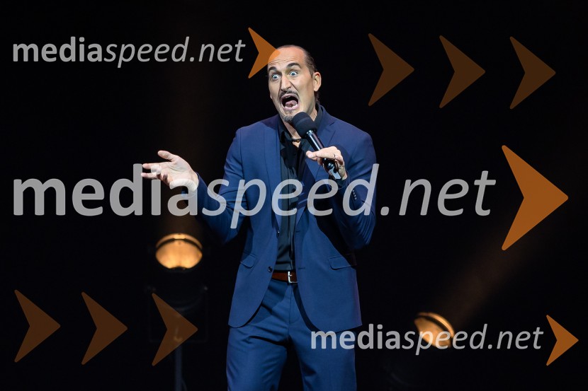 Bojan Emeršič, Vid Valič in Tilen Artač združili moči na Standup velešovu