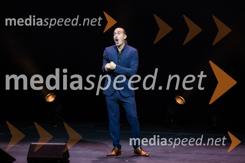 Bojan Emeršič, Vid Valič in Tilen Artač združili moči na Standup velešovu