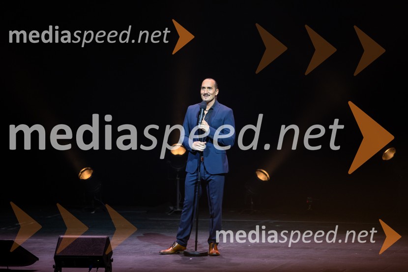 Bojan Emeršič, Vid Valič in Tilen Artač združili moči na Standup velešovu