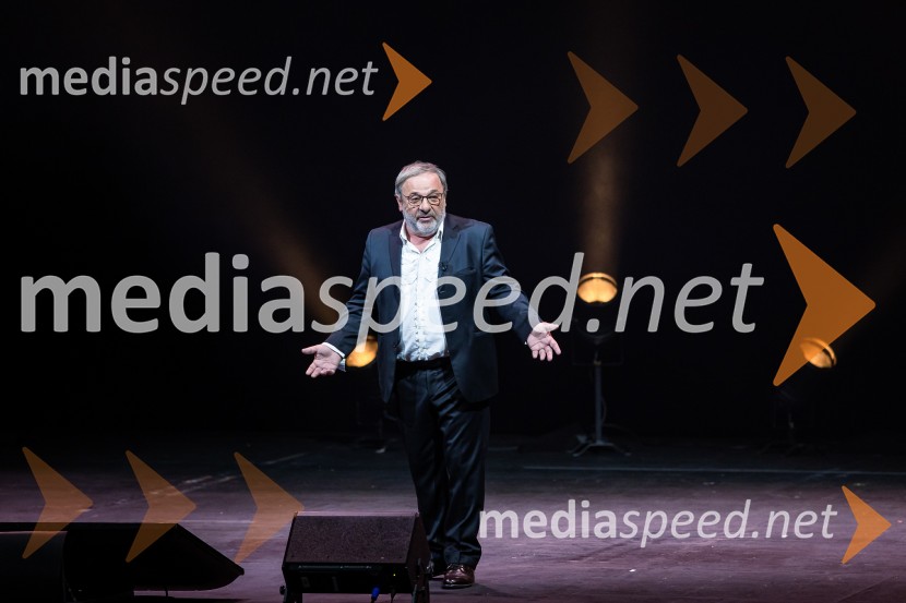 Bojan Emeršič, Vid Valič in Tilen Artač združili moči na Standup velešovu