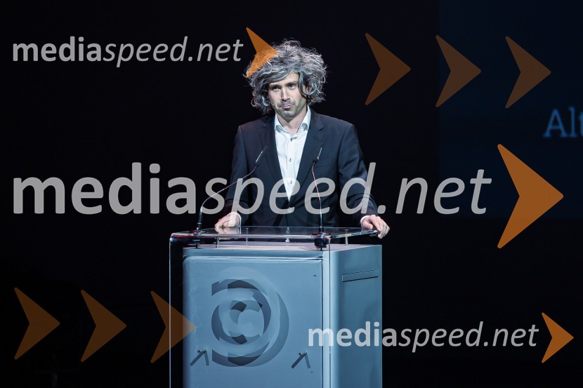 Bojan Emeršič, Vid Valič in Tilen Artač združili moči na Standup velešovu