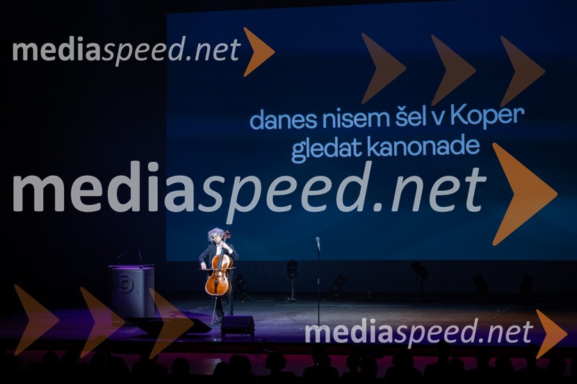 Bojan Emeršič, Vid Valič in Tilen Artač združili moči na Standup velešovu