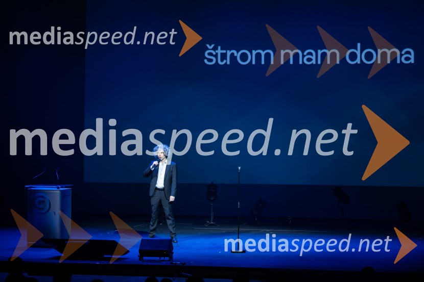 Bojan Emeršič, Vid Valič in Tilen Artač združili moči na Standup velešovu
