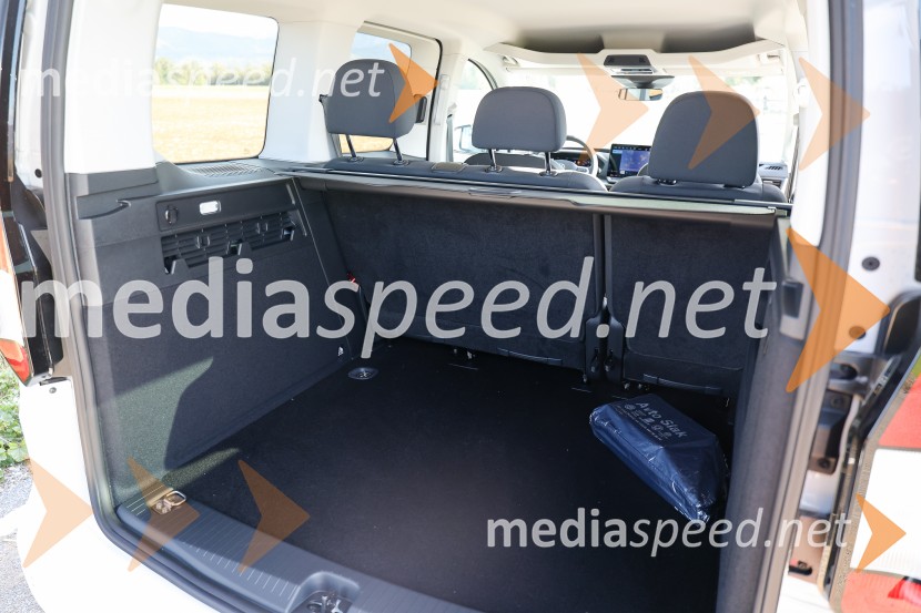 Volkswaven Caddy in Multivan ter Californija, slovenska predstavitev