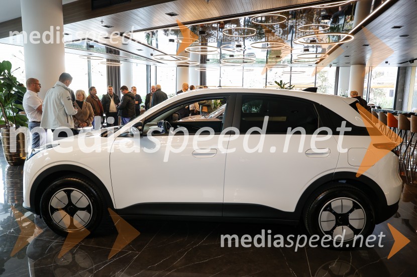 Geely E2, slovenska predstavitev