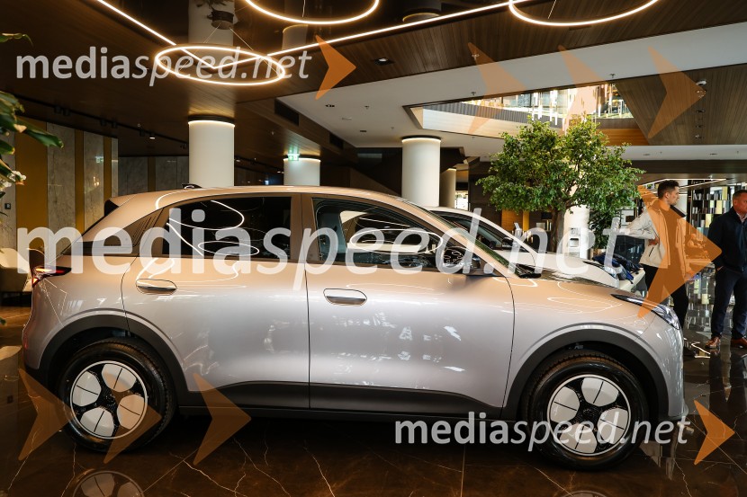 Geely E2, slovenska predstavitev
