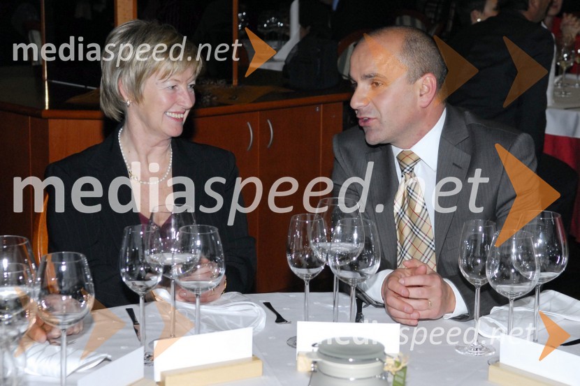 ... in Marjan Hribar, direktor Direktorata za turizem pri Ministrstvu za gospodarstvoOkusiti Slovenijo