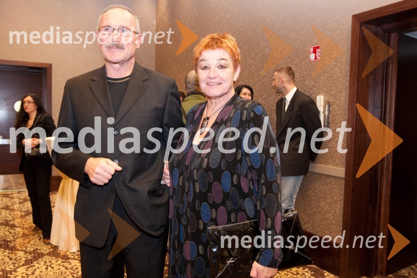 Breda Mijovič, modna poznavalka in soprog DraganTrend, podelitev nagrad