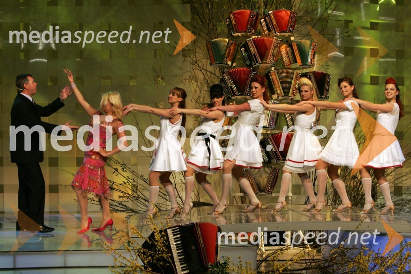 Boris Kopitar in Magdalena Kropiunig, voditelja in plesalkeSlovenska polka in valček