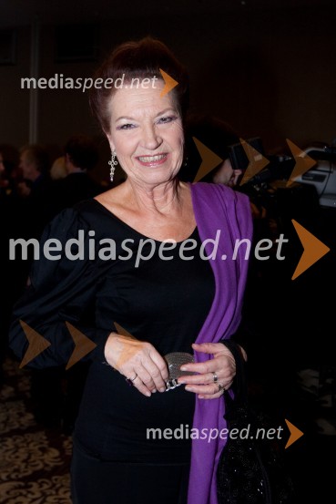 Elza Budau, pevkaTrend, podelitev nagrad