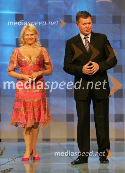 Magdalena Kropiunig in Boris Kopitar, voditeljaSlovenska polka in valček