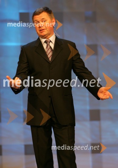 Boris Kopitar, voditeljSlovenska polka in valček