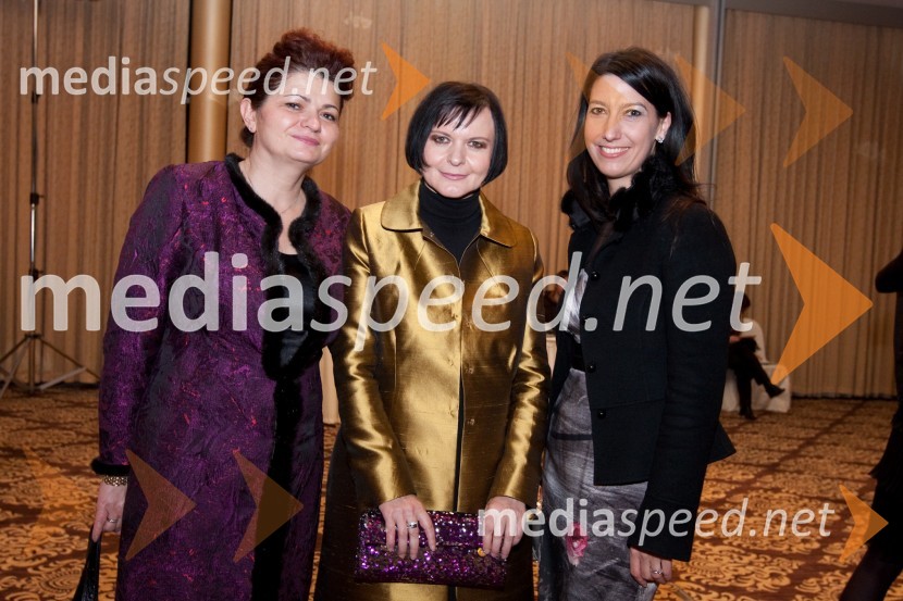 Milena Eber, krznarstvo Eber, Jožica Brodarič, modna ikona in Petra Kancler, novinarkaTrend, podelitev nagrad