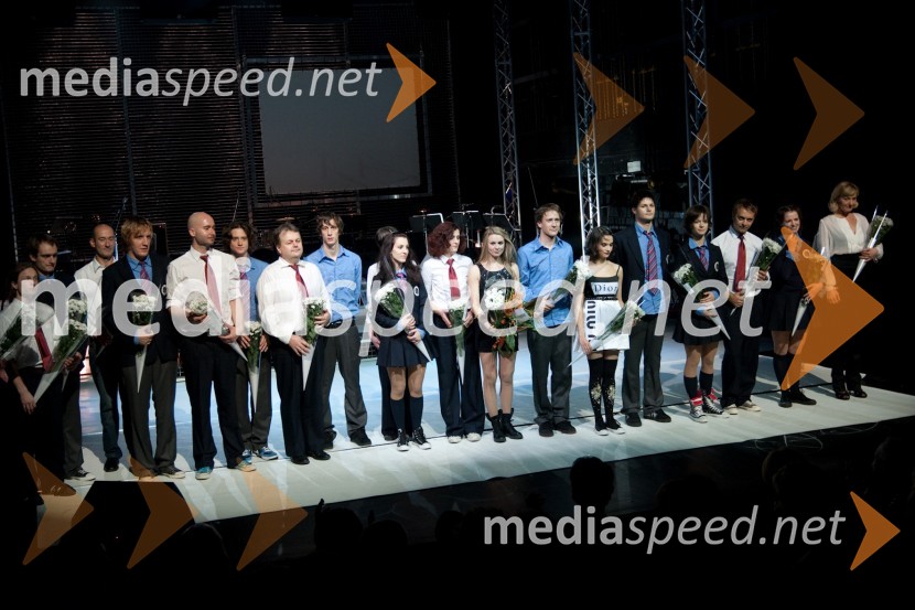 Pomladno prebujenje, poklonPomladno prebujenje, premiera mjuzikla v MGL