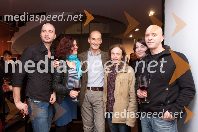 Glasbeniki v prestavi in Boris Ostan, igralecPomladno prebujenje, premiera mjuzikla v MGL