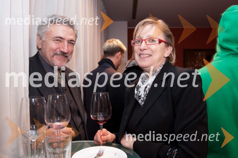 Andrej Pengov, Radio Kaos in soproga Tina Bitenc, pravnicaPomladno prebujenje, premiera mjuzikla v MGL