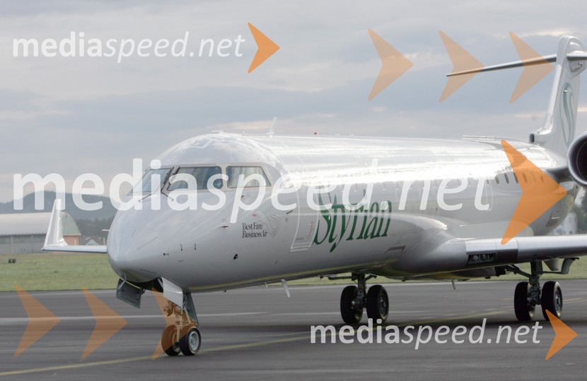 Letalo Bombardier Canadair Regional Jet 700 (CRJ 700)Novo letalo družbe Styrian Spirit