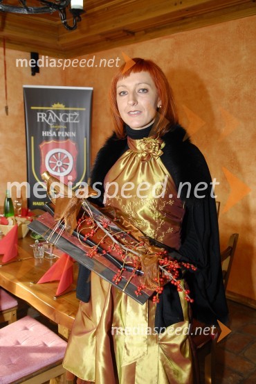Valerija Frangež, Frangeževa peninaZaživela Hiša penin Frangež