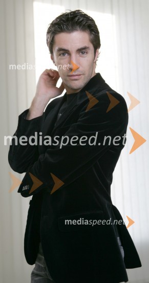 Plesalec in koreograf Edward ClugEdward Clug, plesalec in koreograf